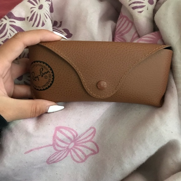 Authentic RayBans in 4203 - Picture 2 of 4